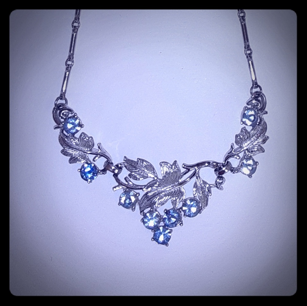 Coro Necklace and Bracelet Matched Set